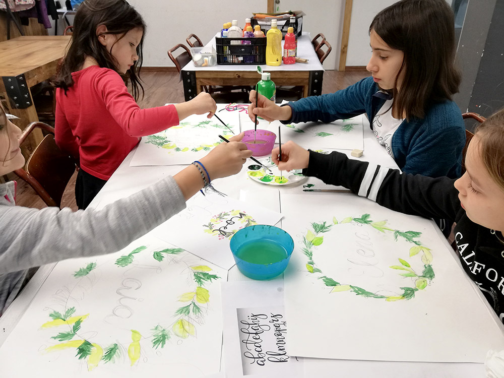 Manualitats al Casal de Nadal de Color IT